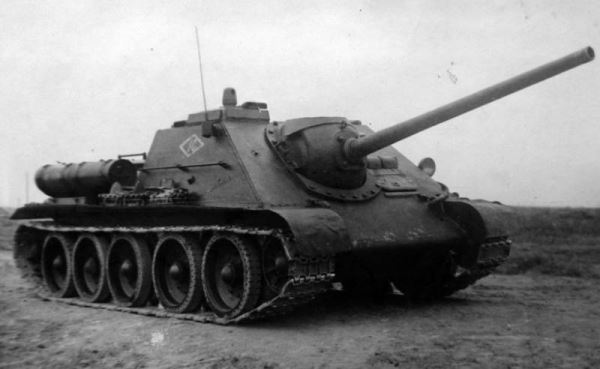Противотанковые возможности советской самоходной артиллерийской установки СУ-85