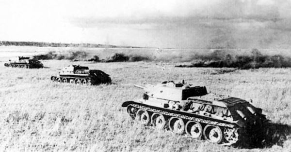 Противотанковые возможности советских 122-мм самоходных артиллерийских установок